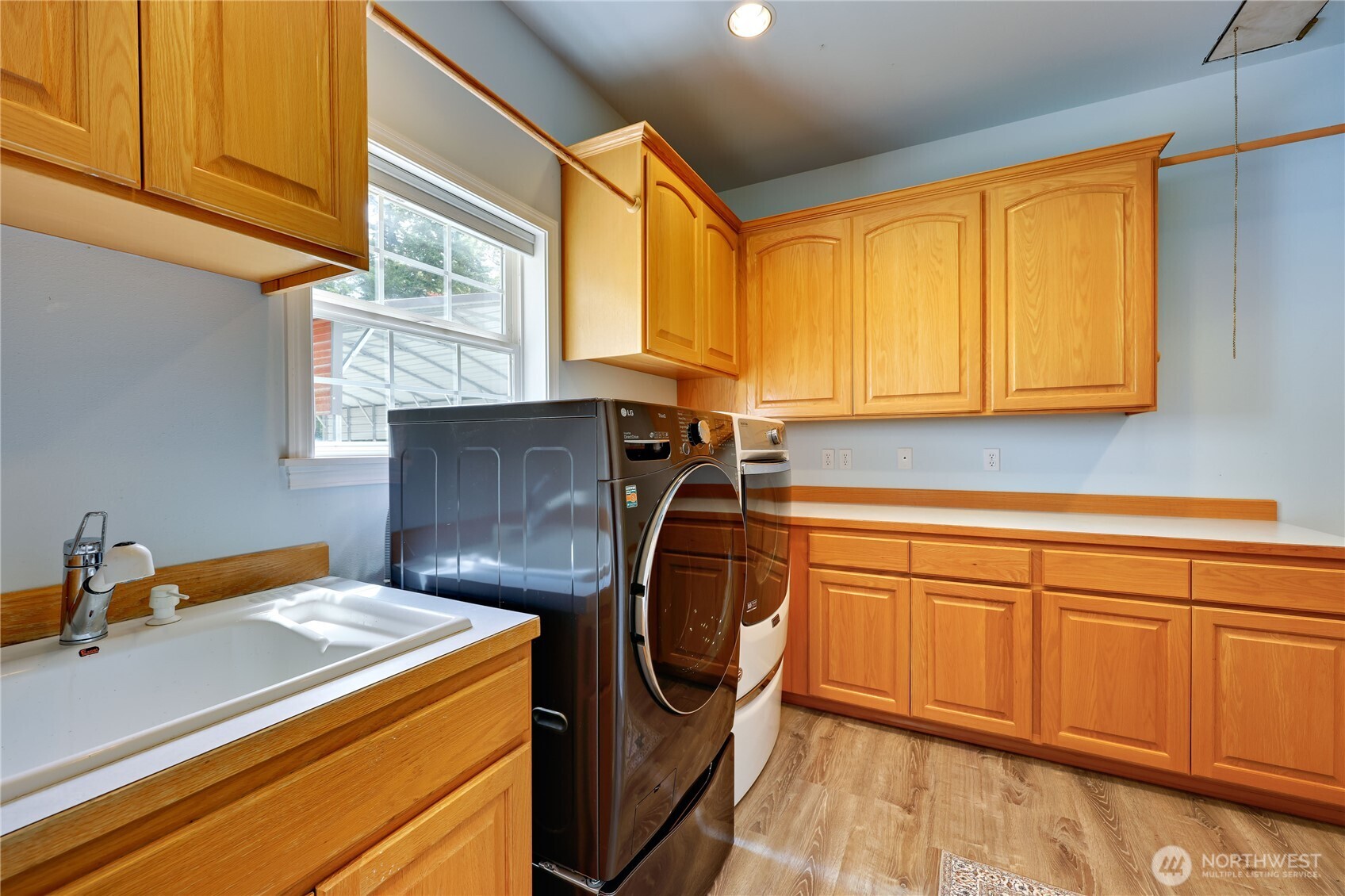 2800 Cliff Street Property Photo 16