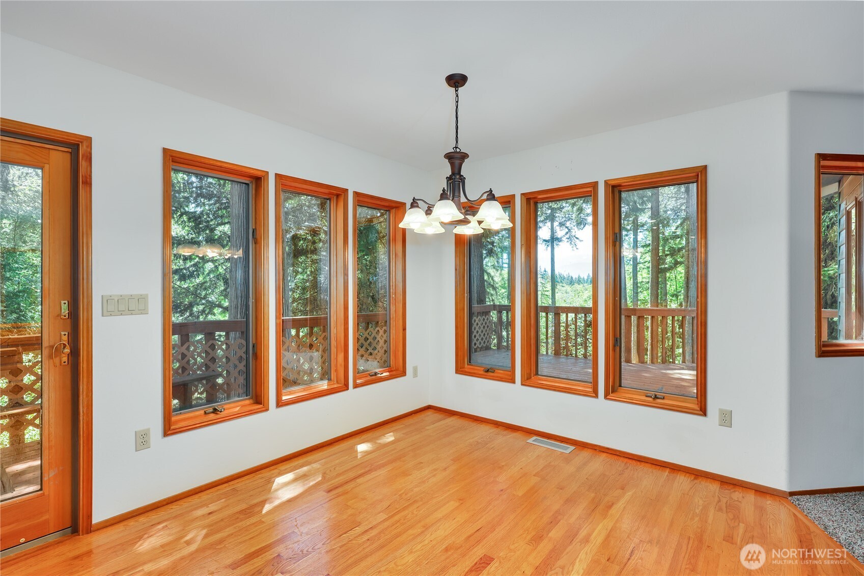 11 Bishop Hill Road Property Photo 10