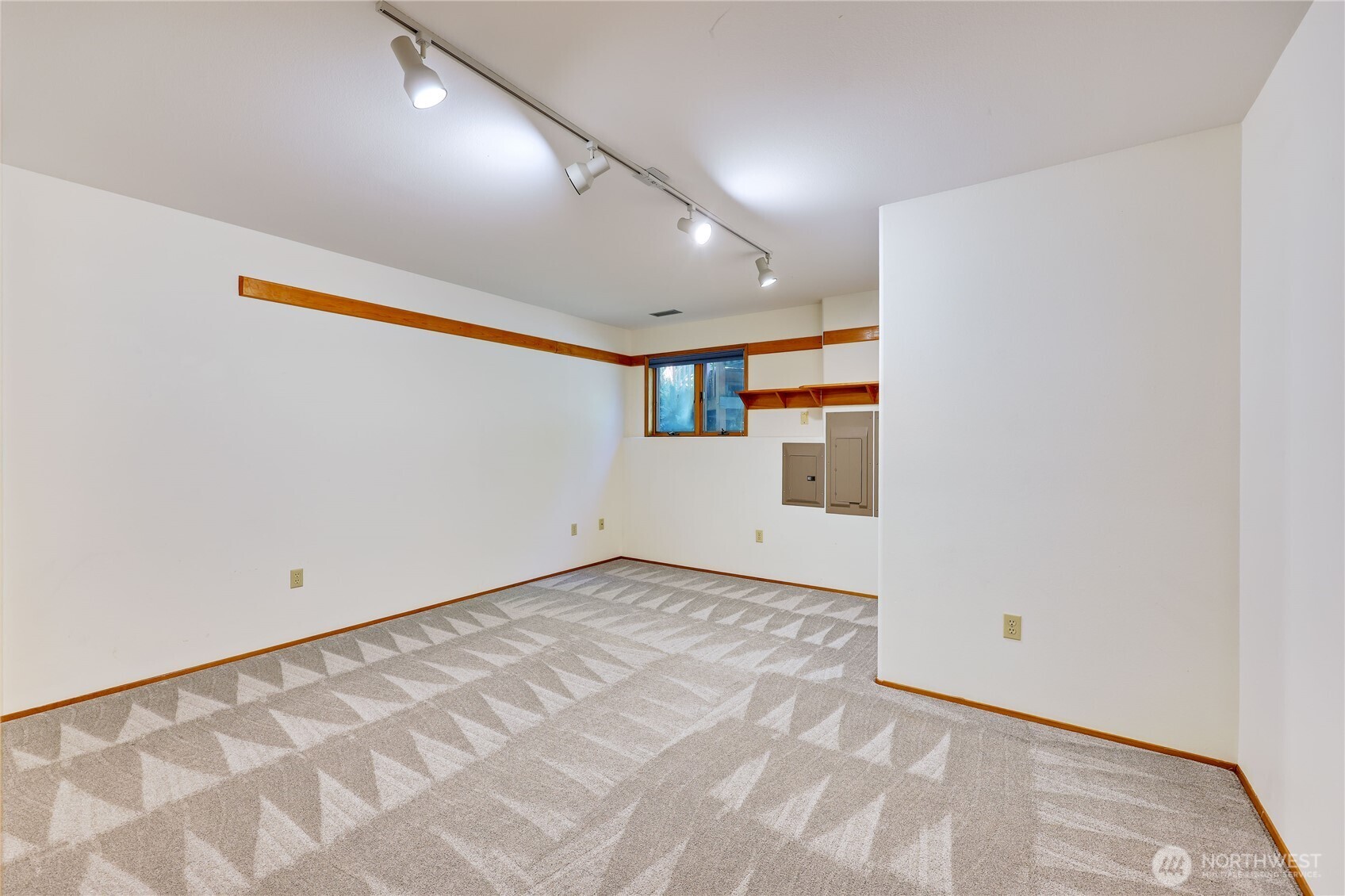 11 Bishop Hill Road Property Photo 24