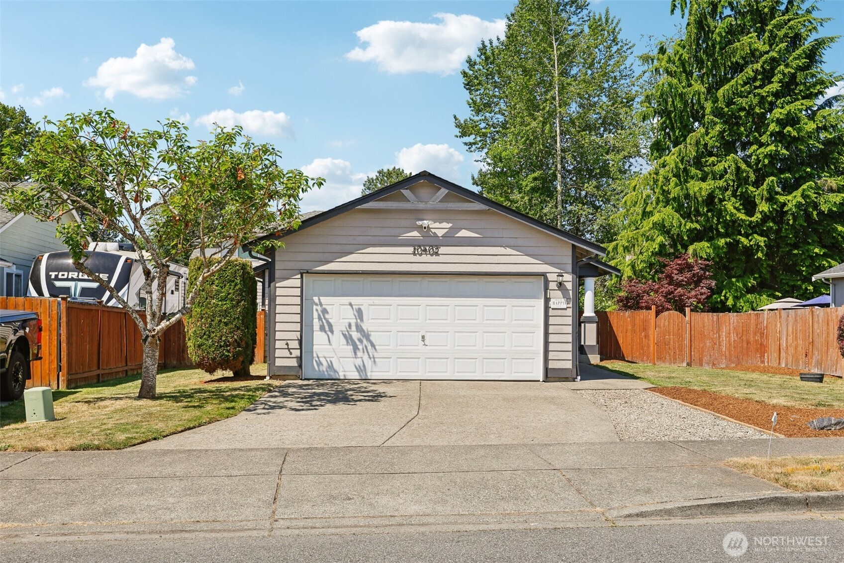 10402 56th Drive Property Photo 1