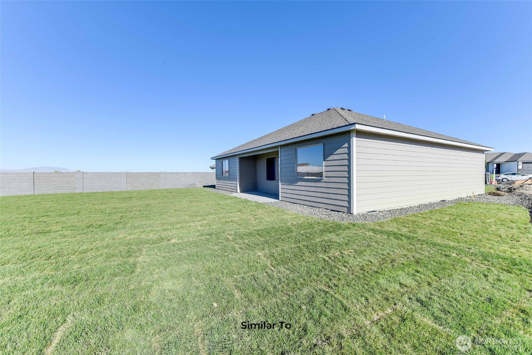 4246 W Sandy Court Property Photo 2