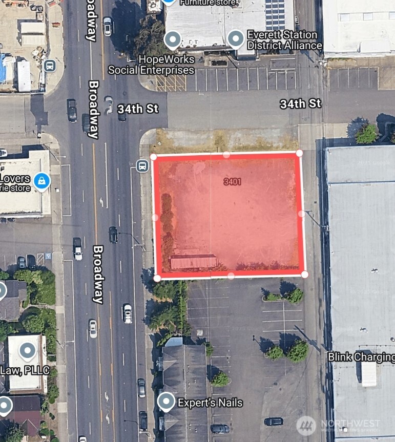 3401 Broadway Ave Property Photo 2