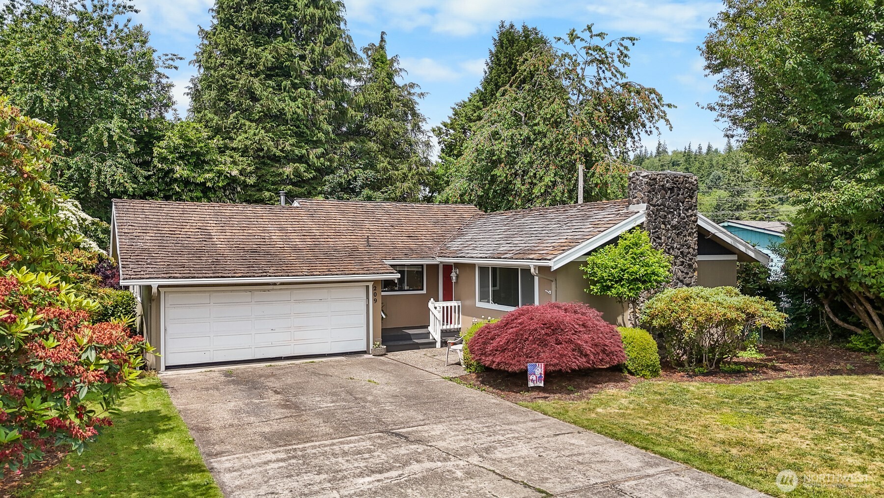 209 Old Hill Rd Property Photo 1