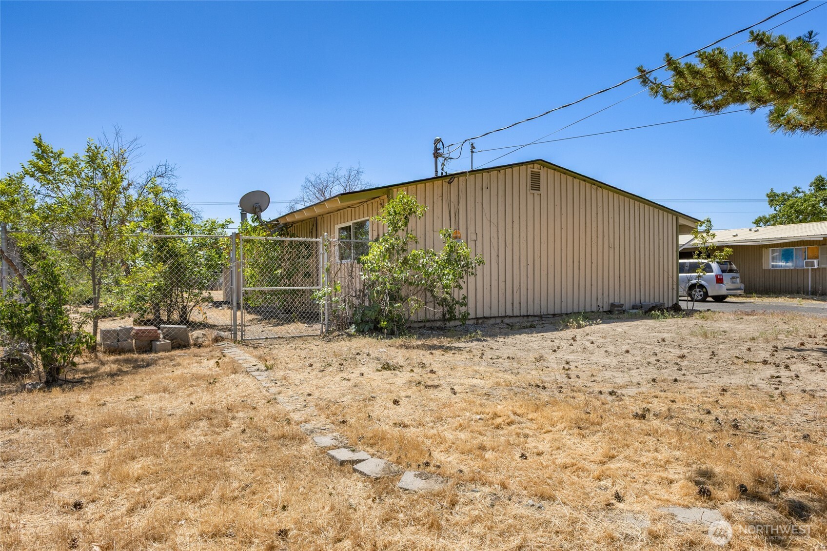 223 Carswell Drive Property Photo 25