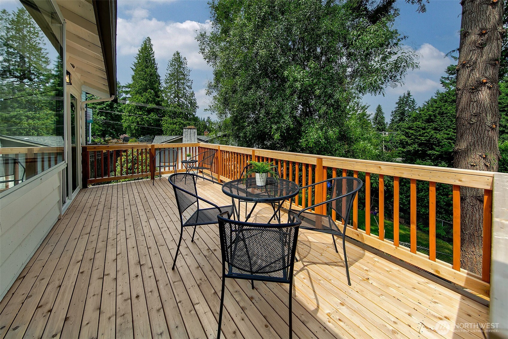 3915 180th Place Property Photo 7