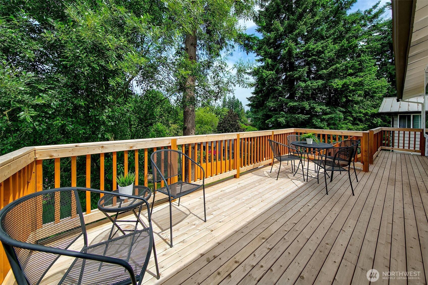 3915 180th Place Property Photo 8