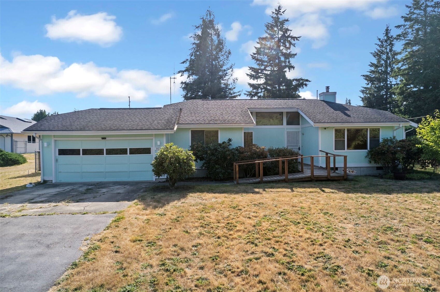 9525 62nd Avenue Property Photo 1