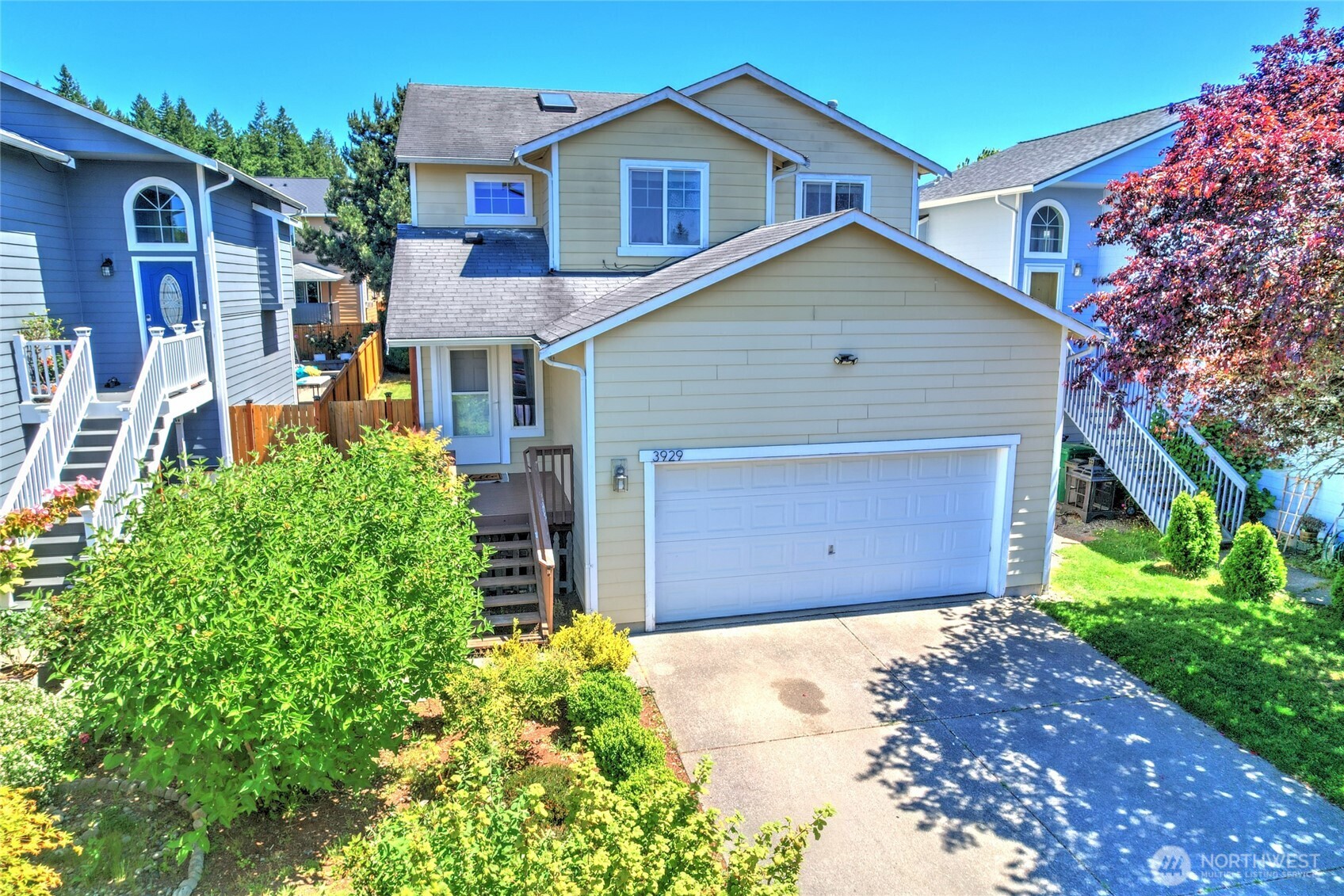 3929 152nd Place Property Photo 1