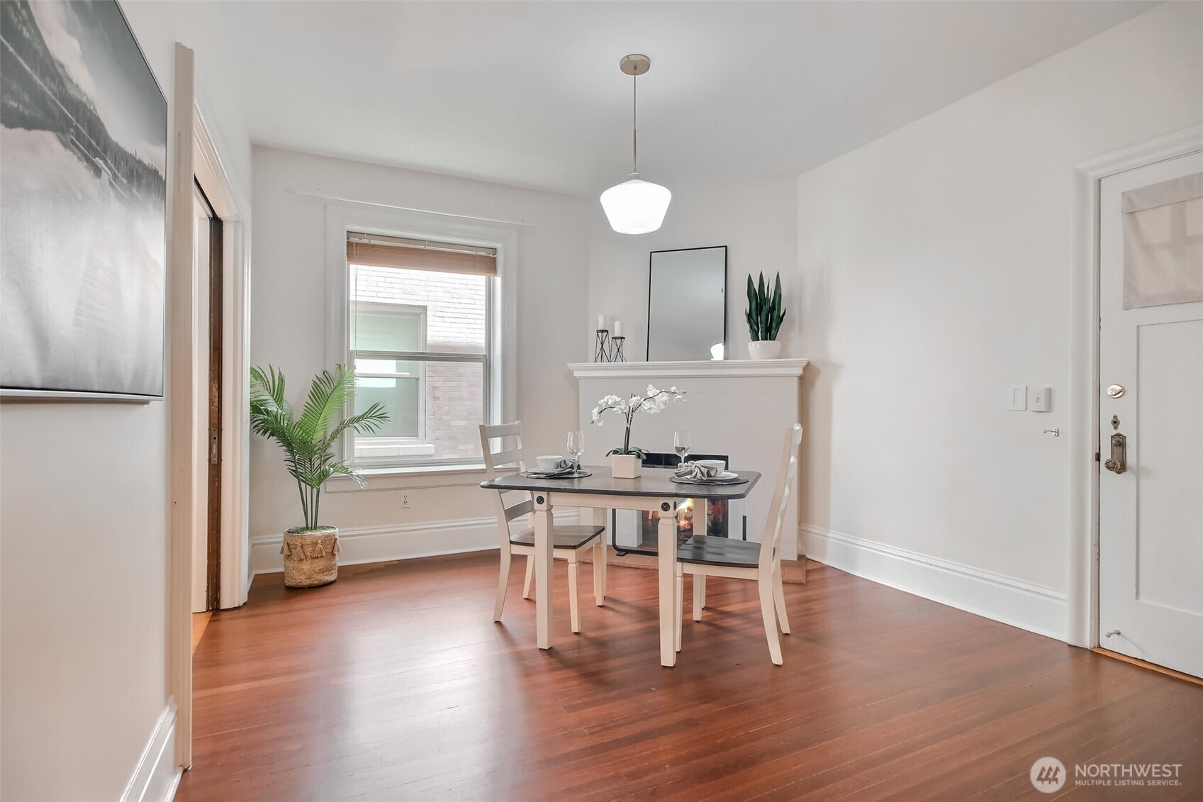 125 Warren Avenue B Property Photo 6