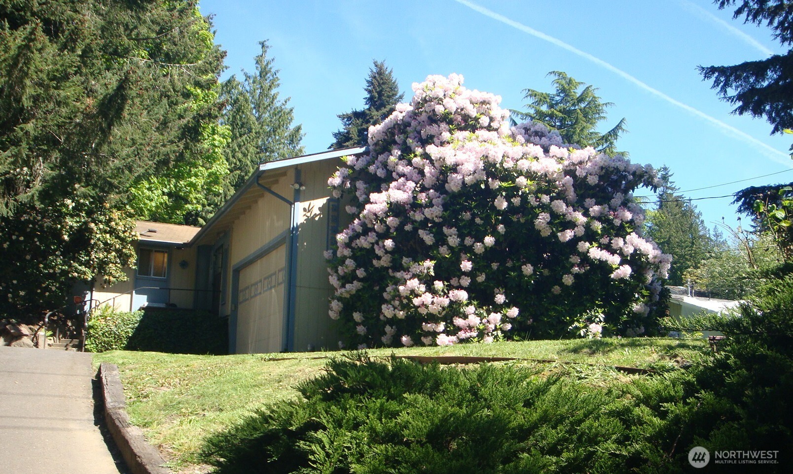 22230 100 Avenue Property Photo 1