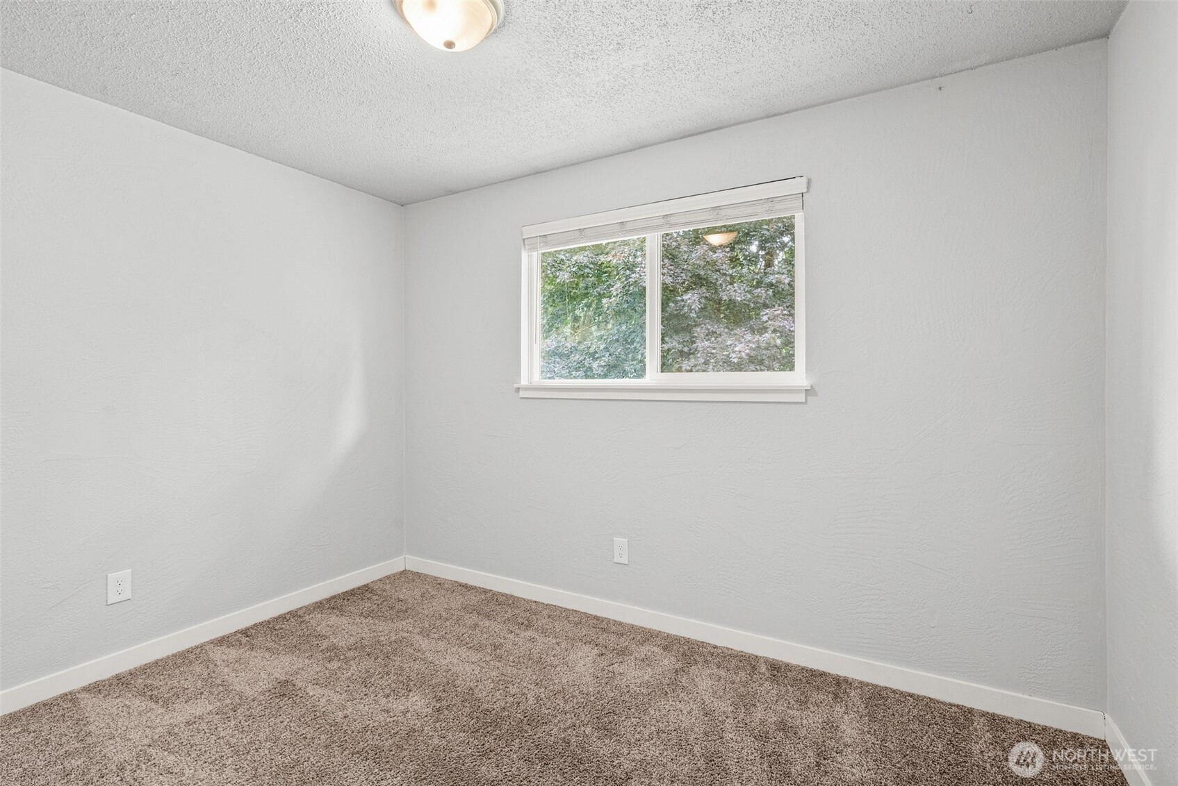 6675 Summerset Court Property Photo 17