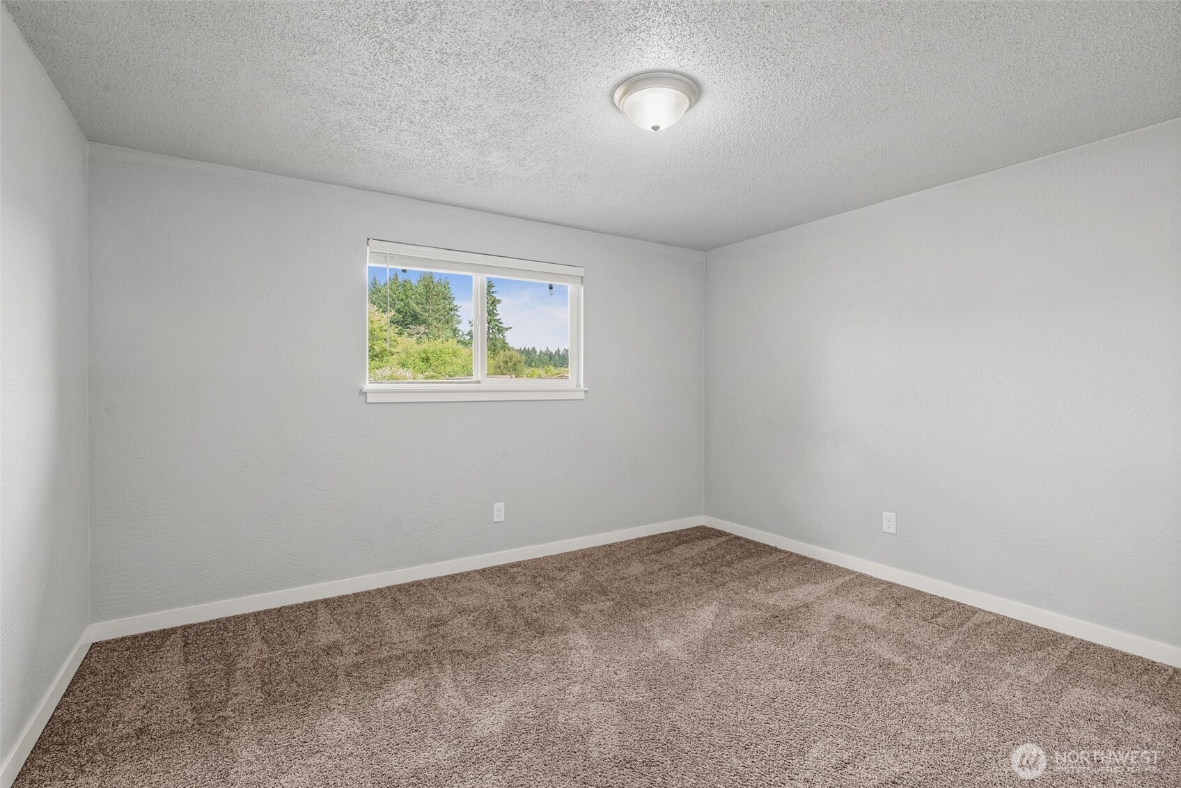 6675 Summerset Court Property Photo 18