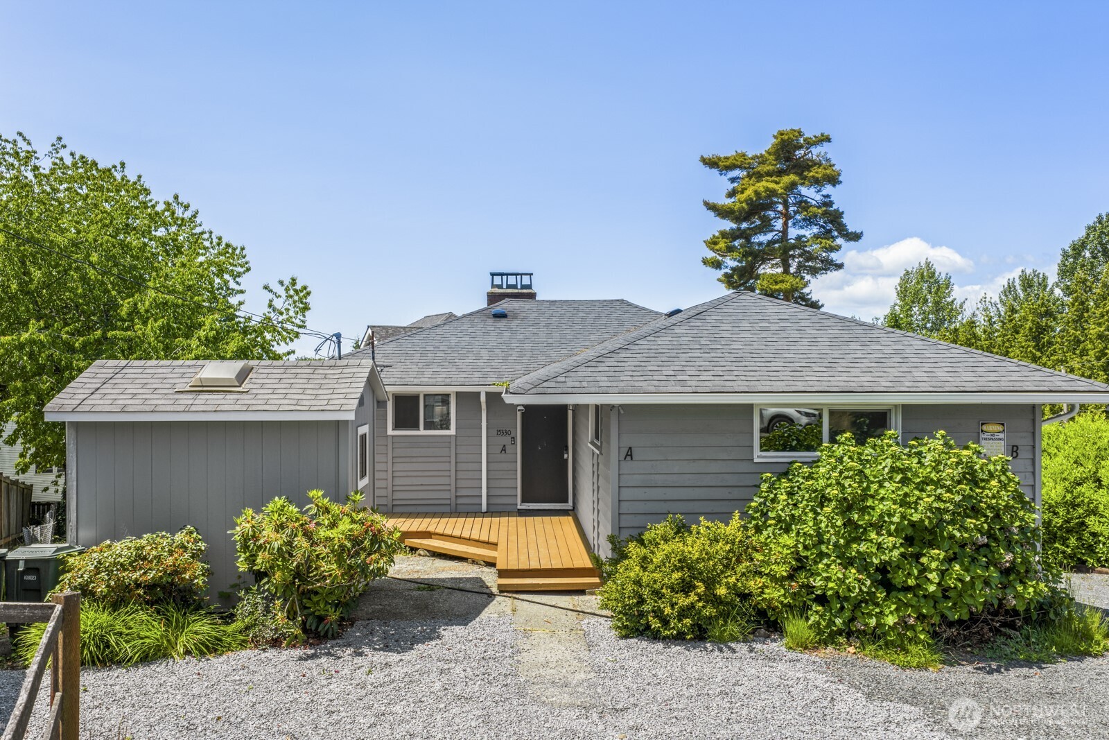 15330 40th Avenue A & B Property Photo 2