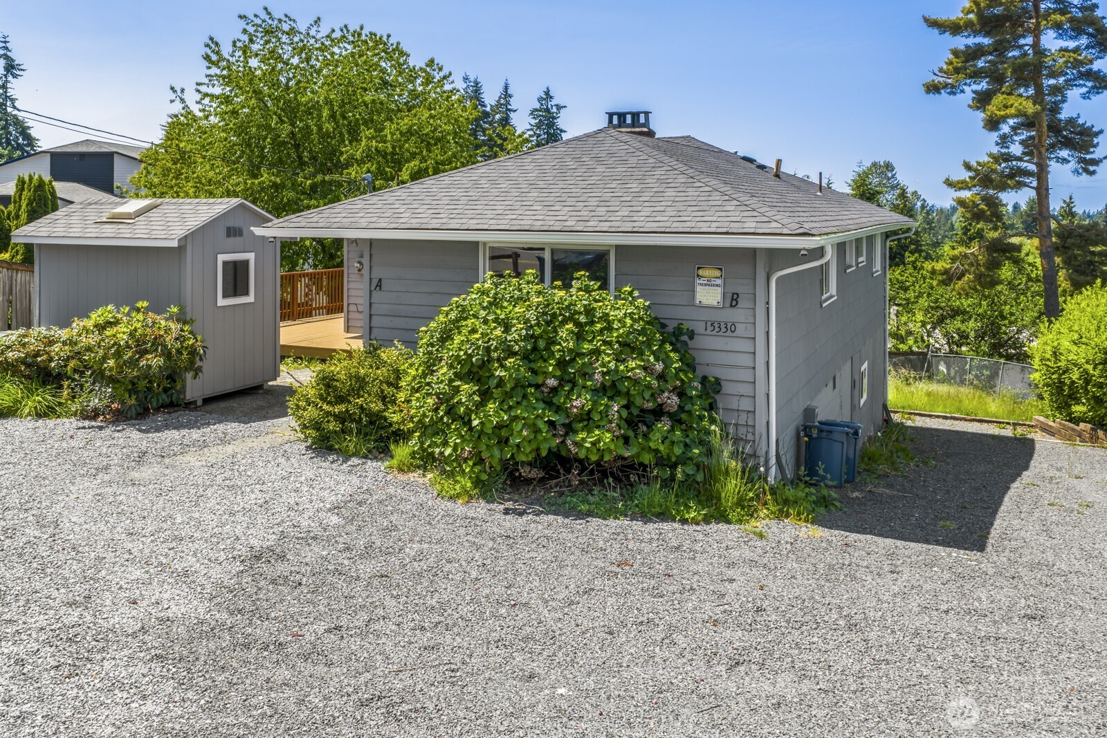 15330 40th Avenue A & B Property Photo 3