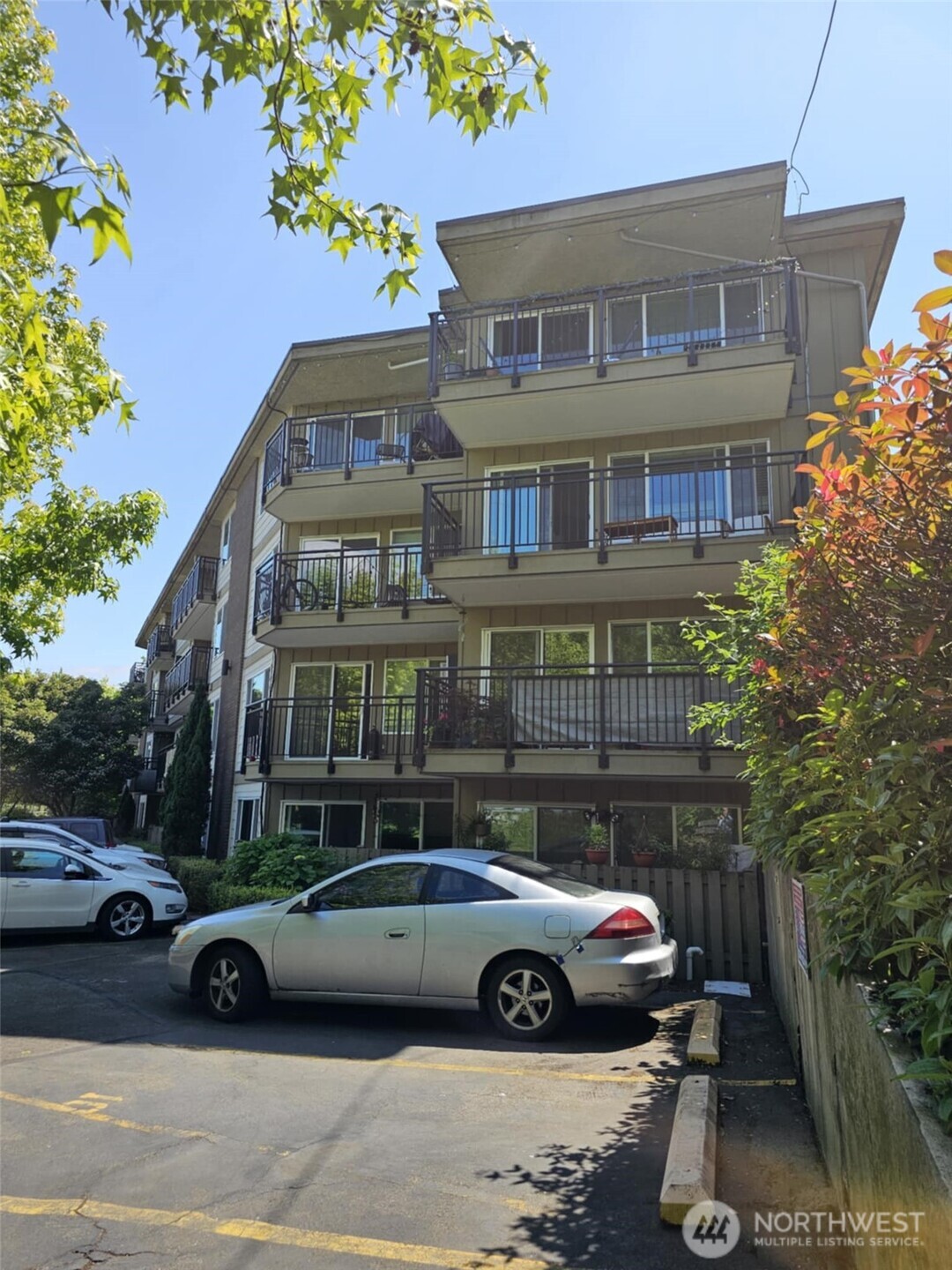 4051 Gilman Avenue Property Photo 15