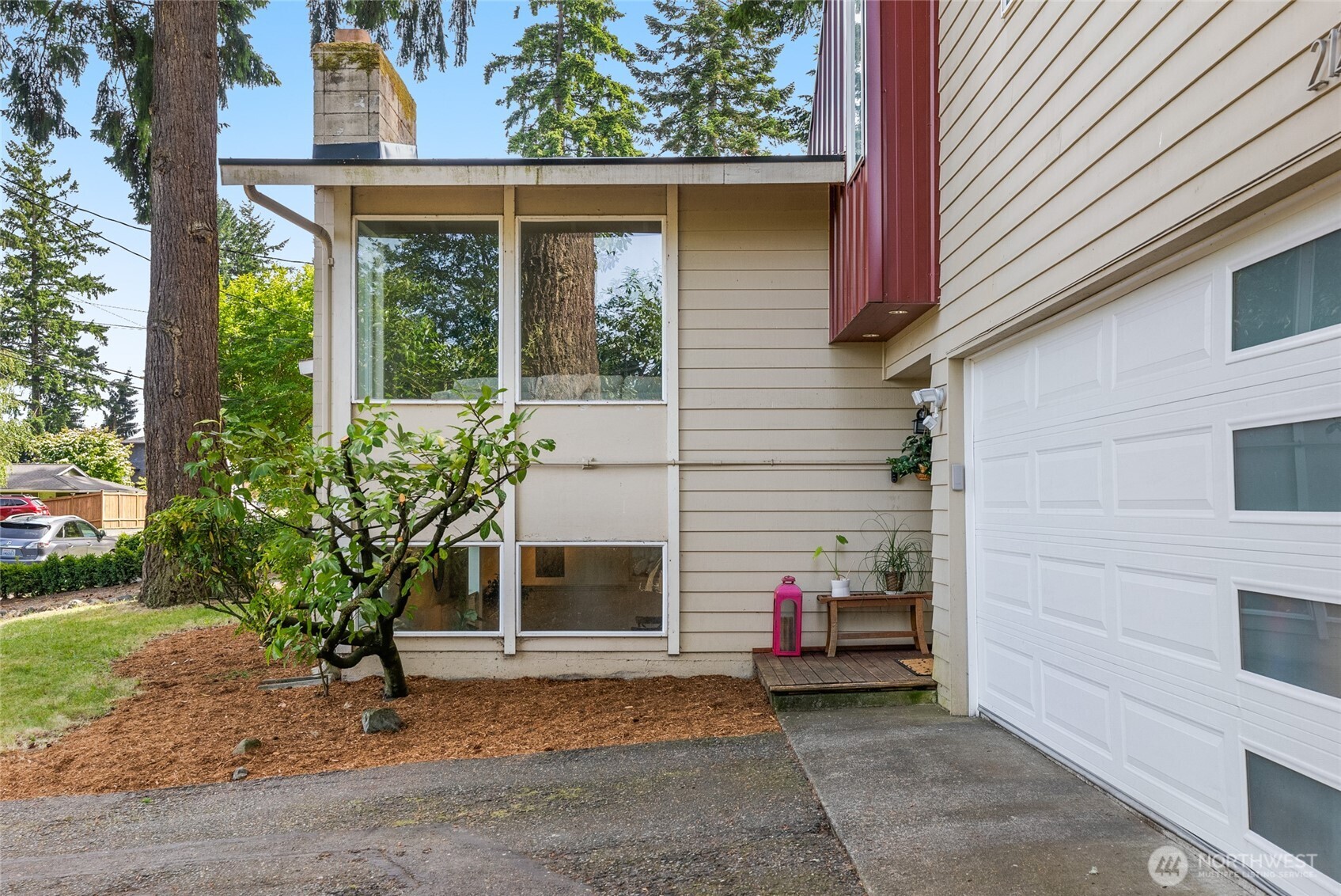 2127 170th Avenue Property Photo 2