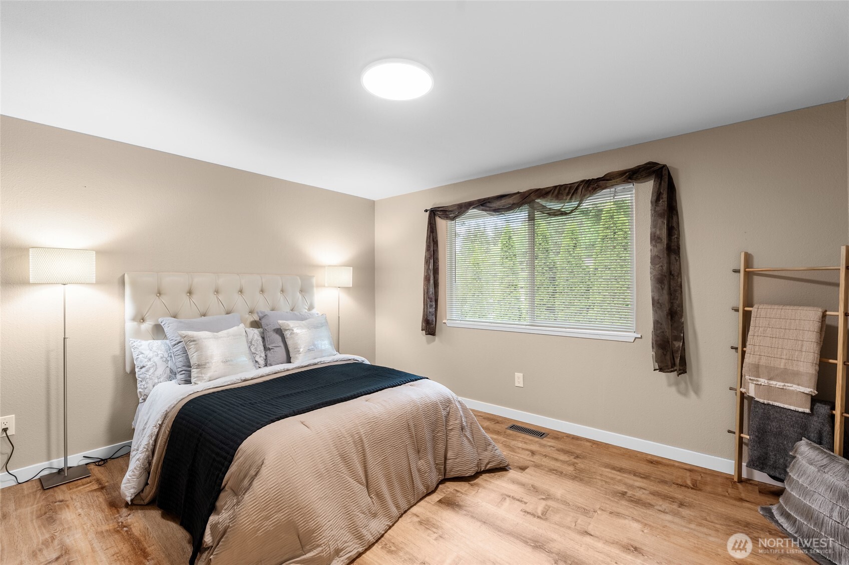 3910 Westpark Court Property Photo 16