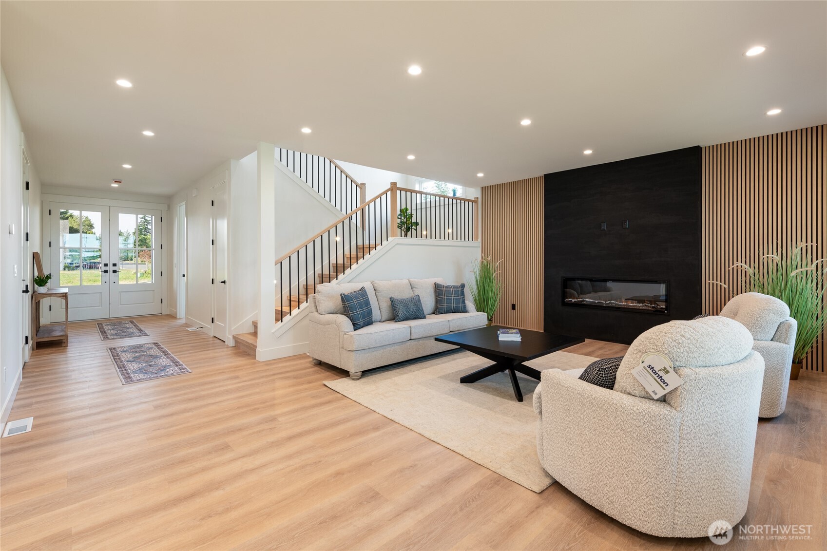 1197 Leighton Street Property Photo 18