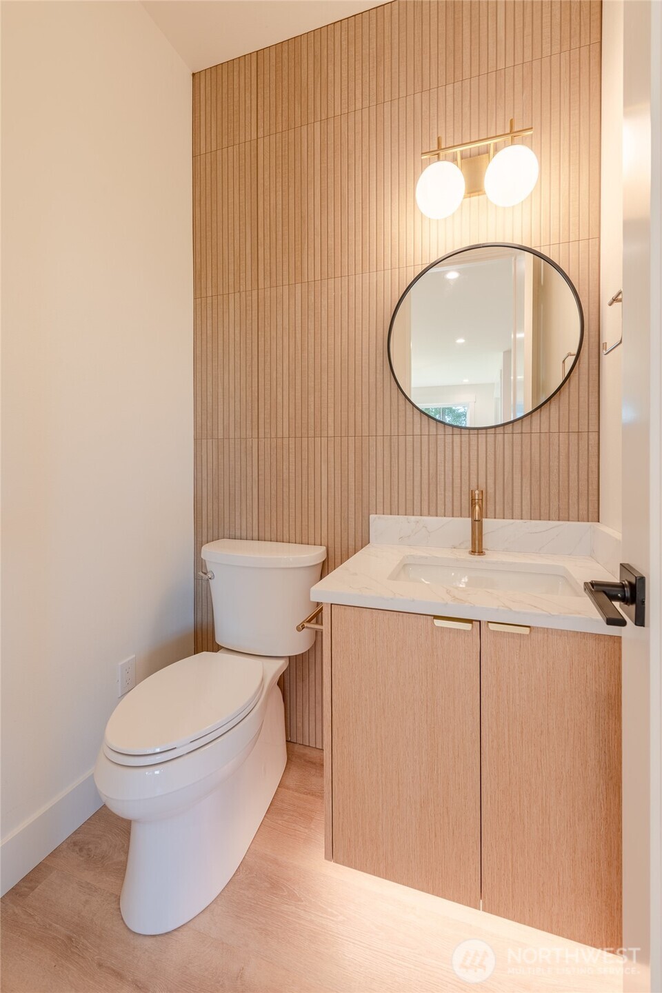 1197 Leighton Street Property Photo 21