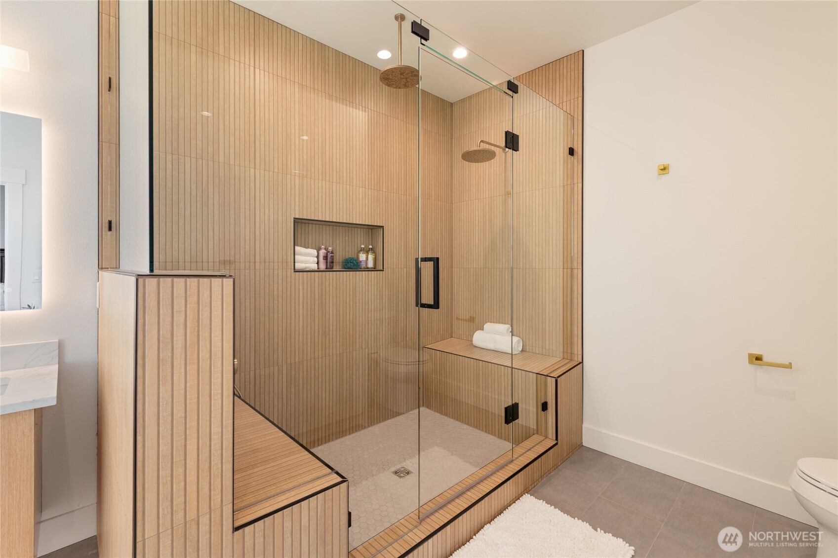 1197 Leighton Street Property Photo 35