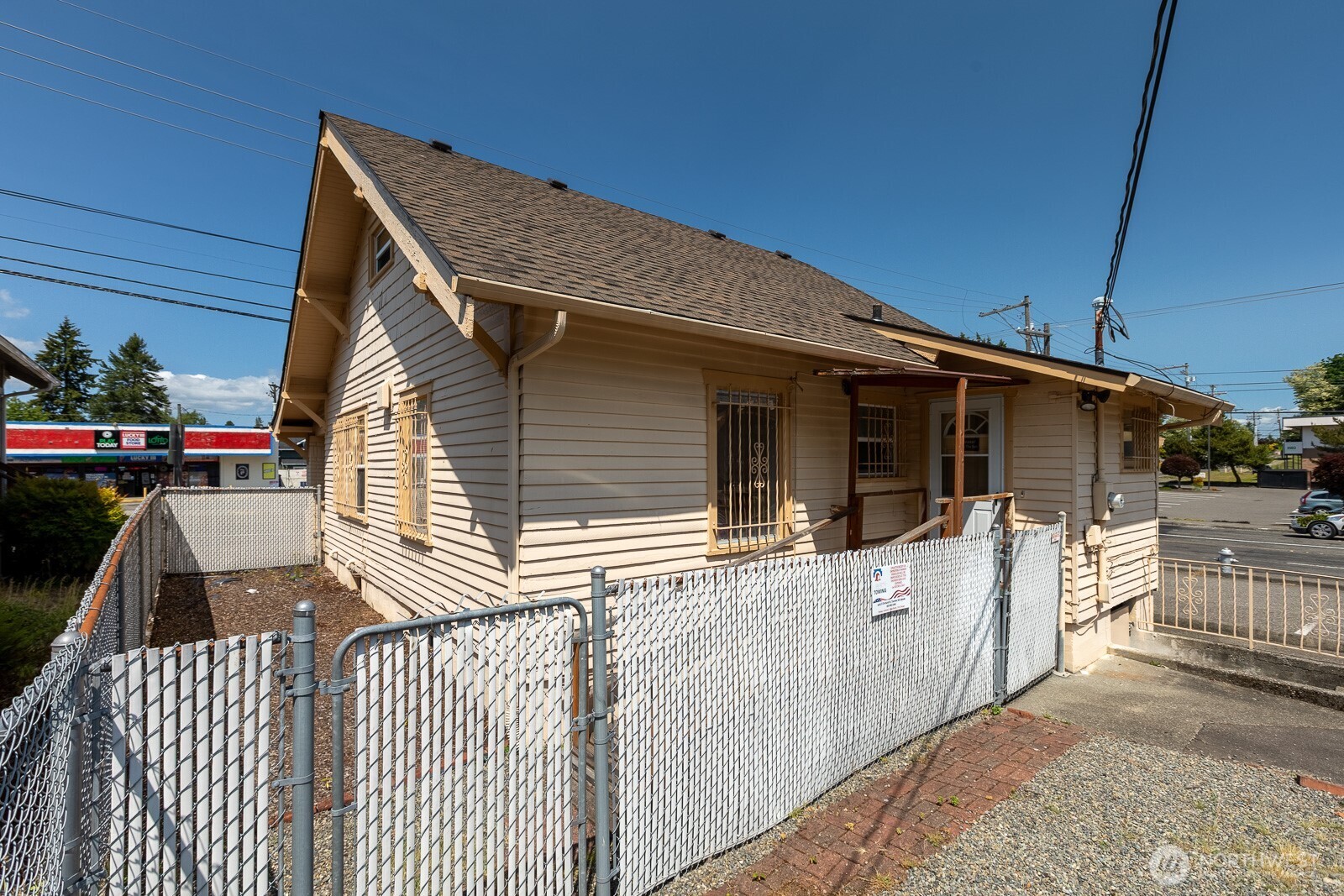 3606 S 12th Street Property Photo 5