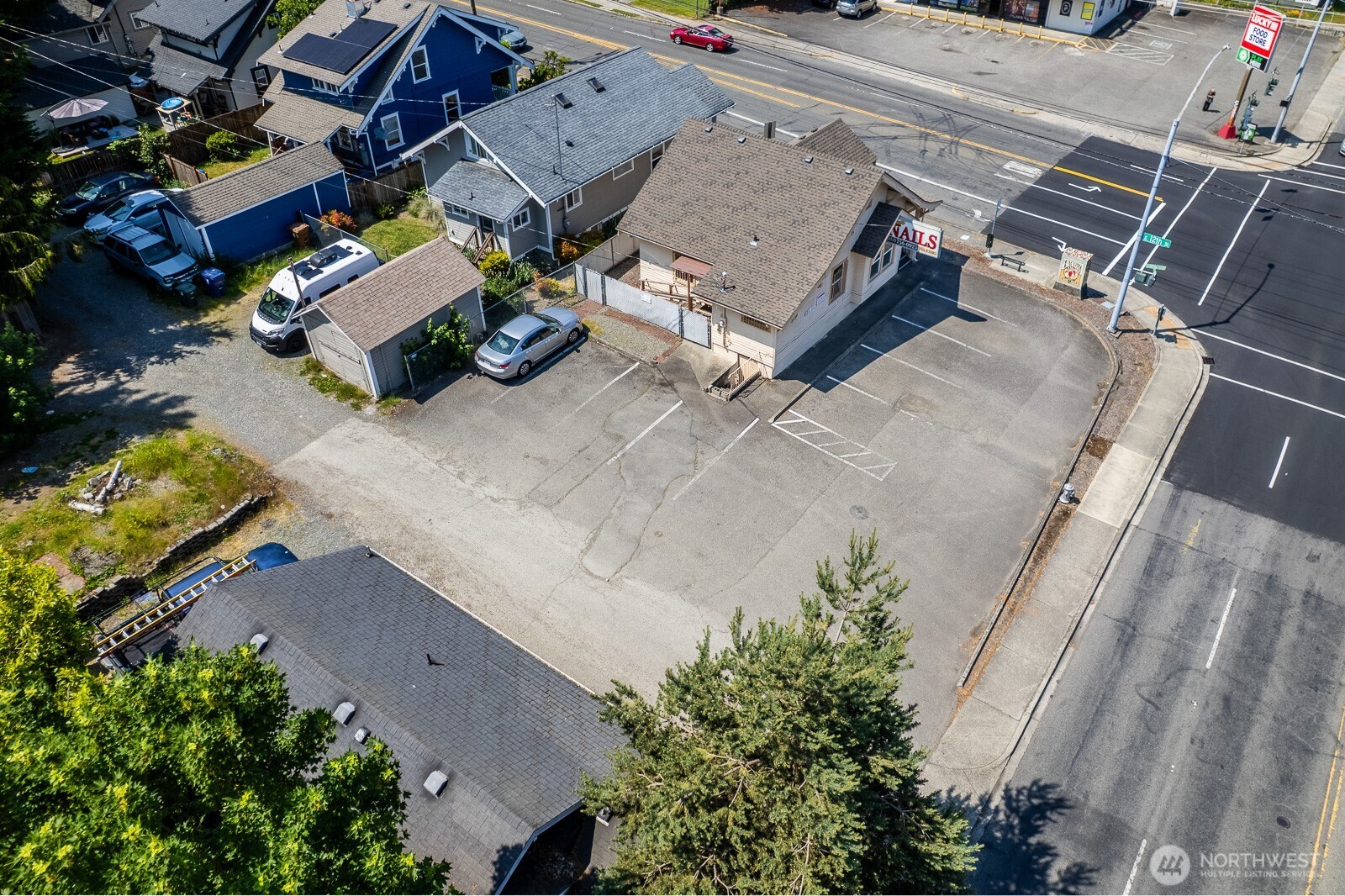 3606 S 12th Street Property Photo 8
