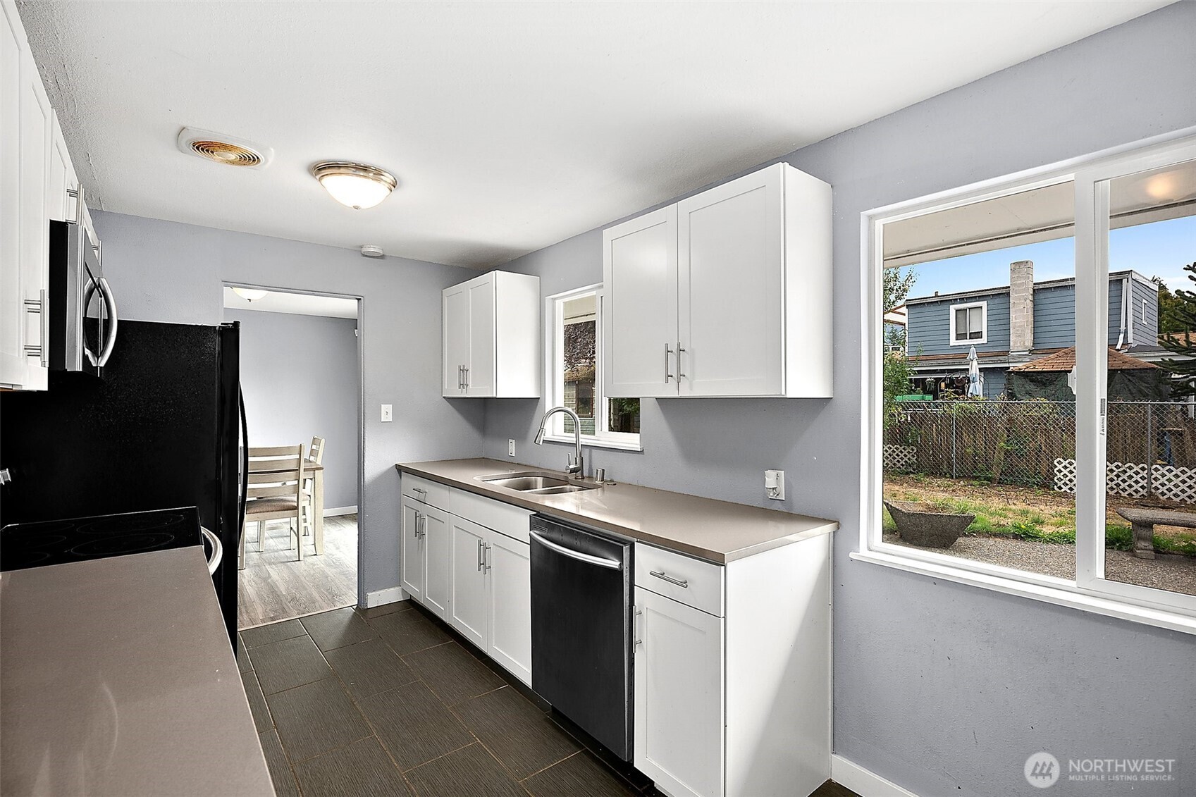 618 111th Street Property Photo 1