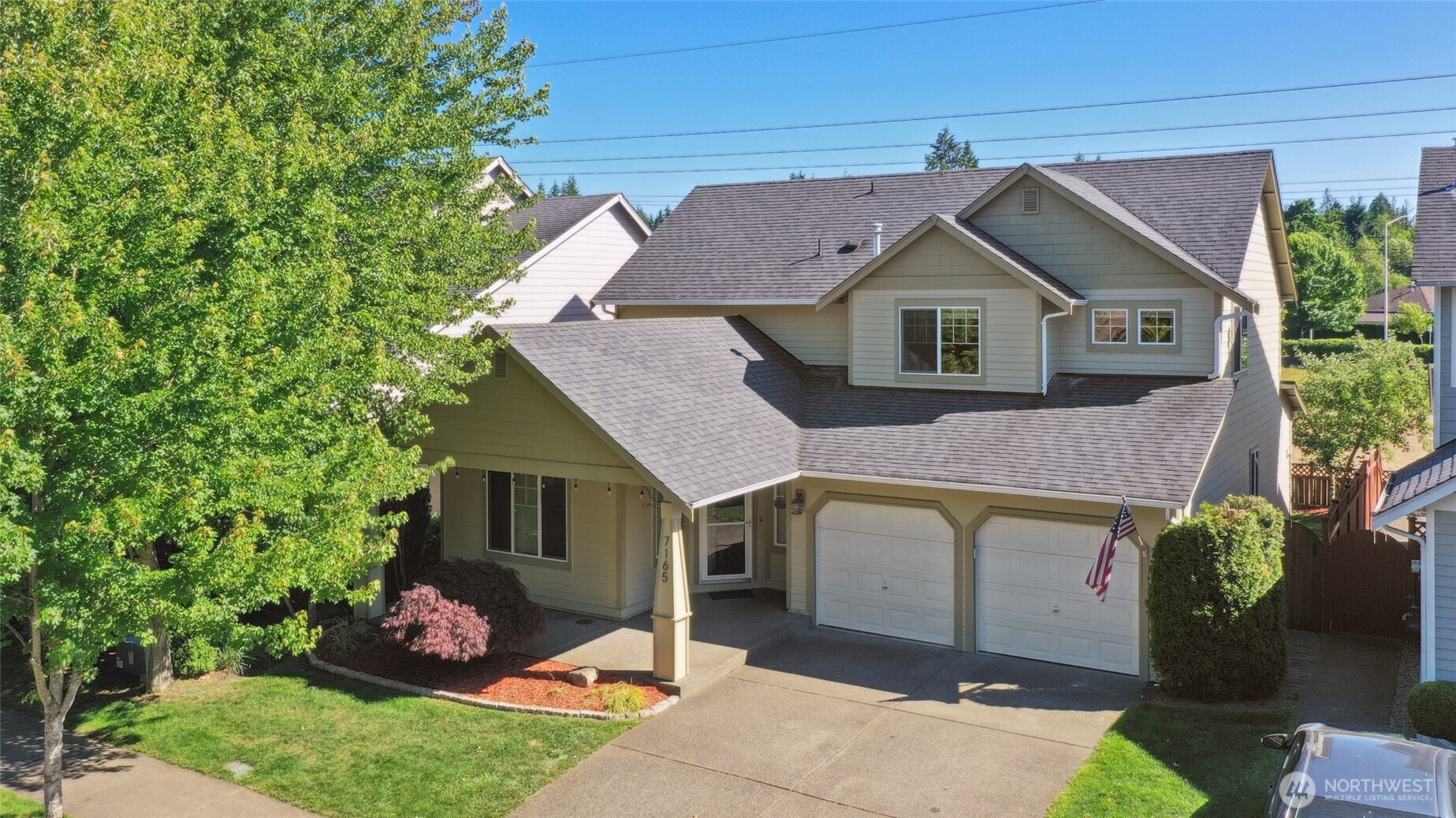 7165 Radius Loop Property Photo 1