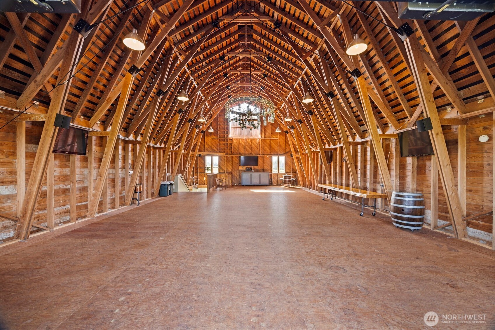 2751 Aldergrove Road Property Photo 12