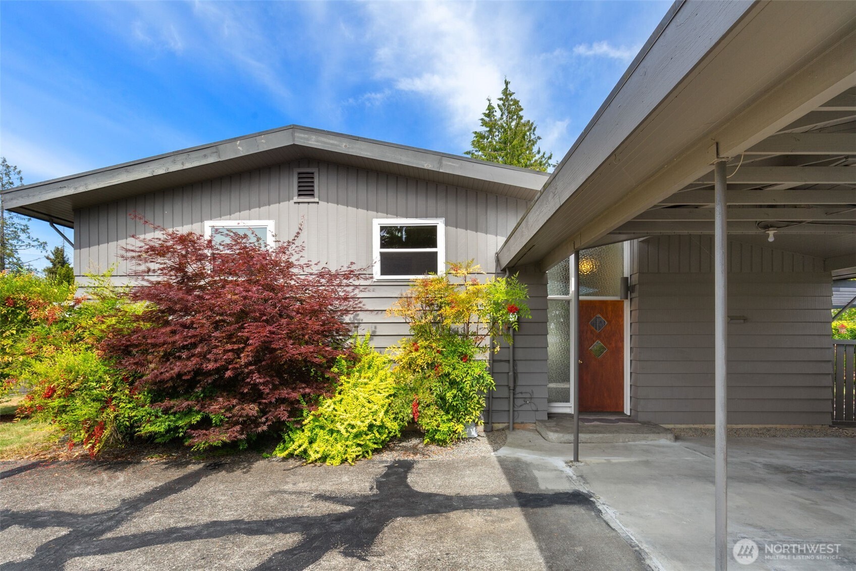 6151 S 125th Street Property Photo 1