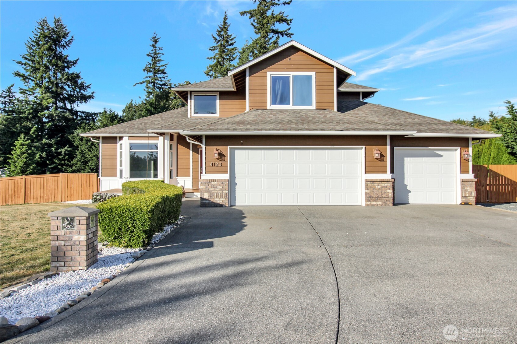 4123 157th Street Property Photo 1