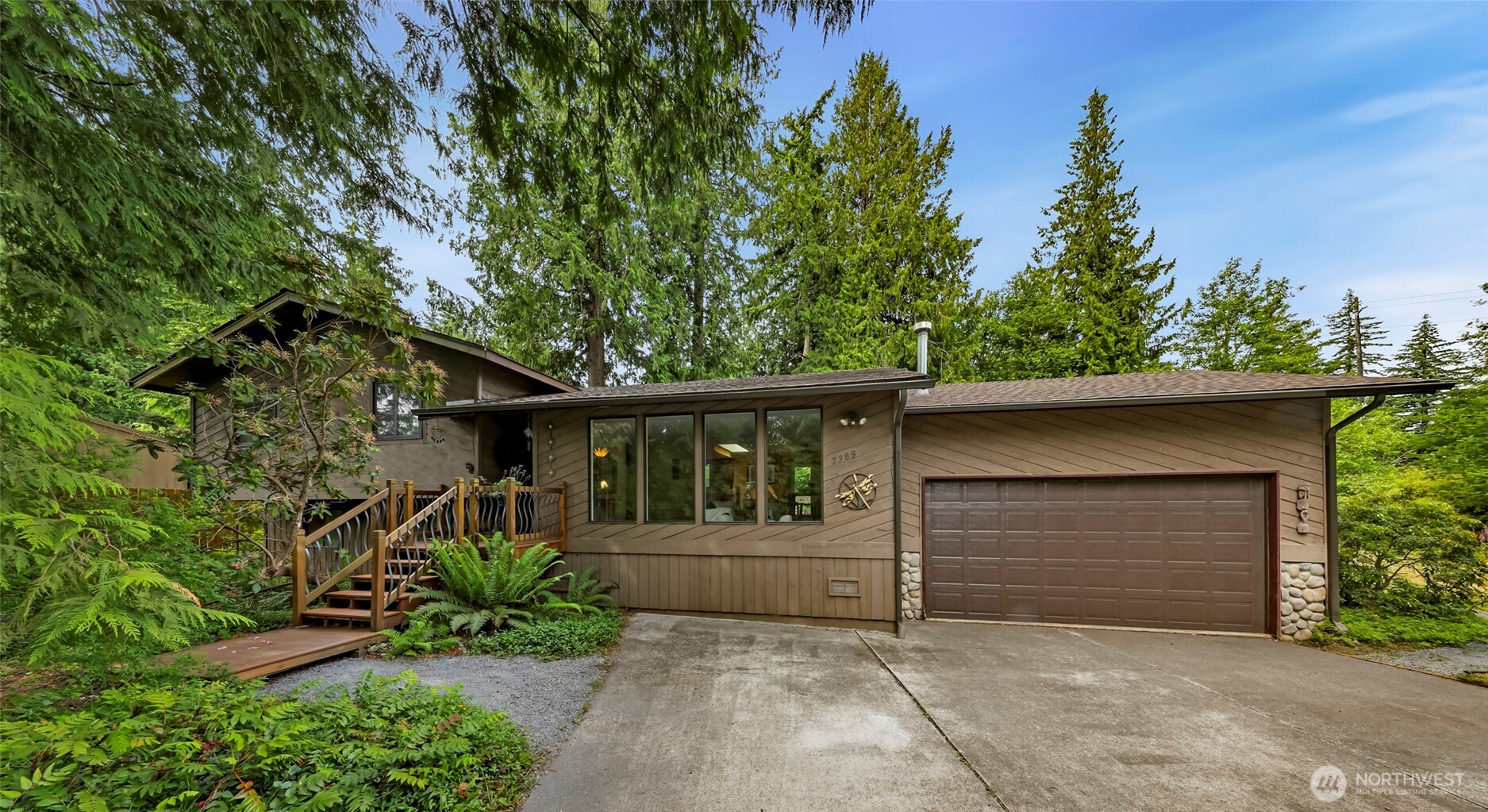 2385 Forest View Drive Property Photo 1