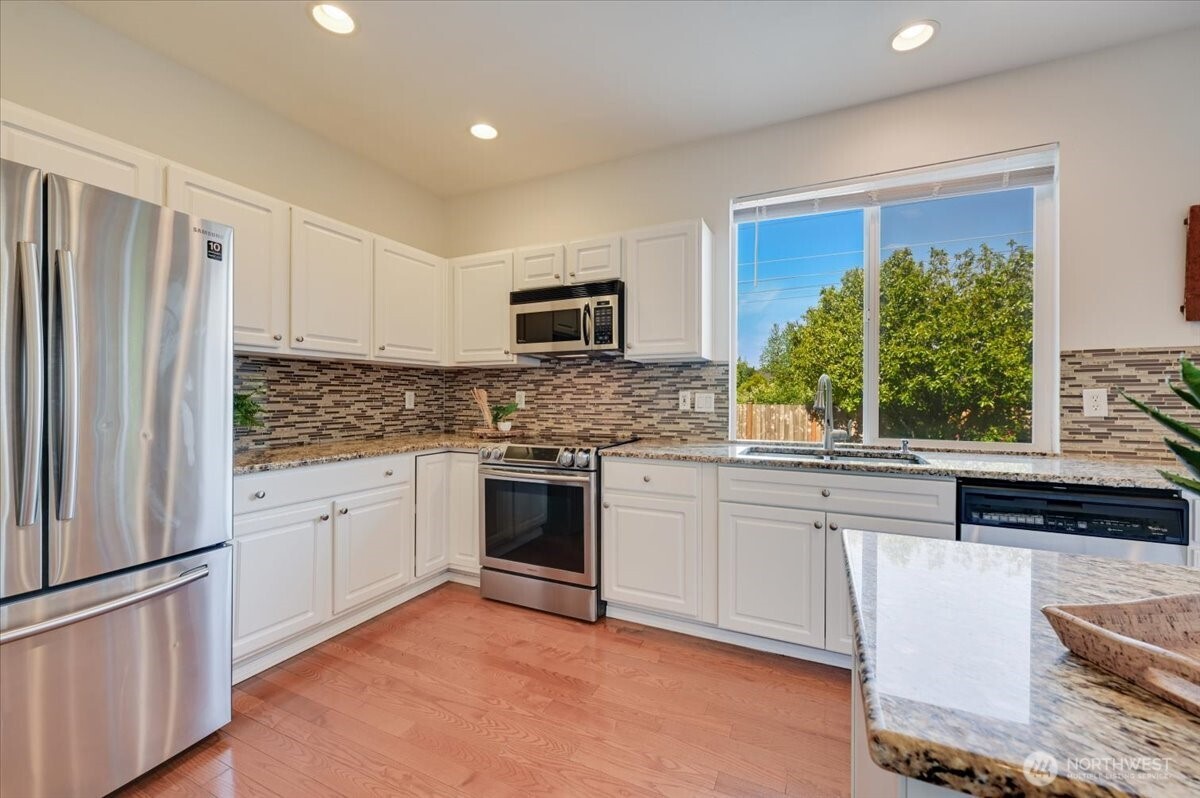15204 48th Avenue Property Photo 15