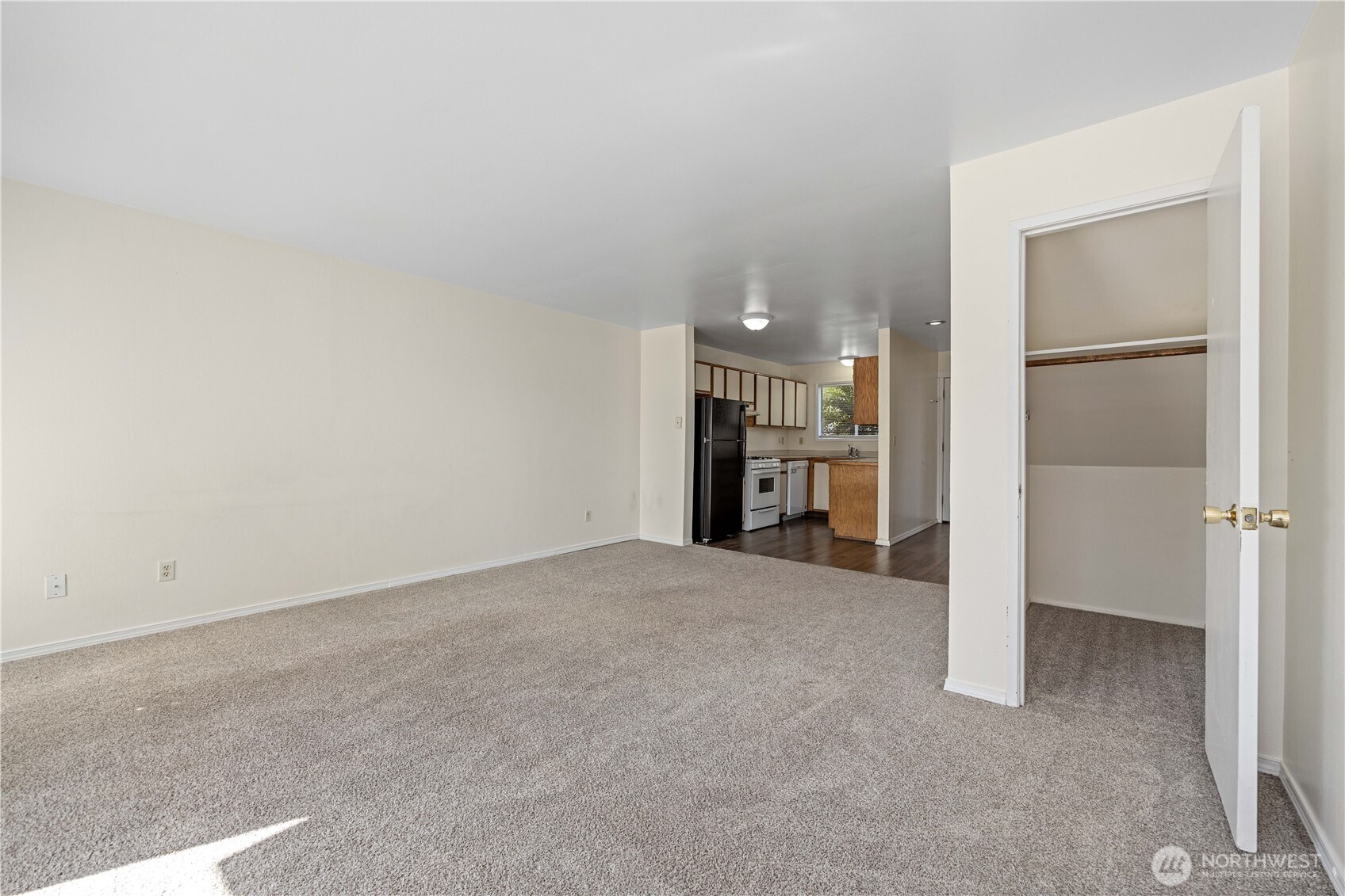 1107 Westwood Avenue Property Photo 17