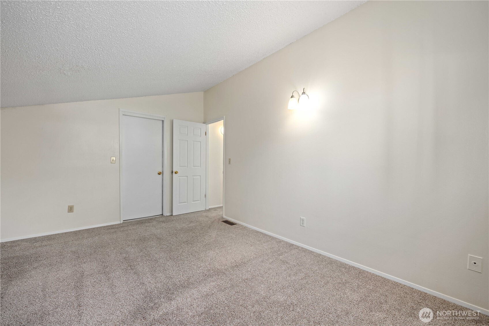1107 Westwood Avenue Property Photo 29