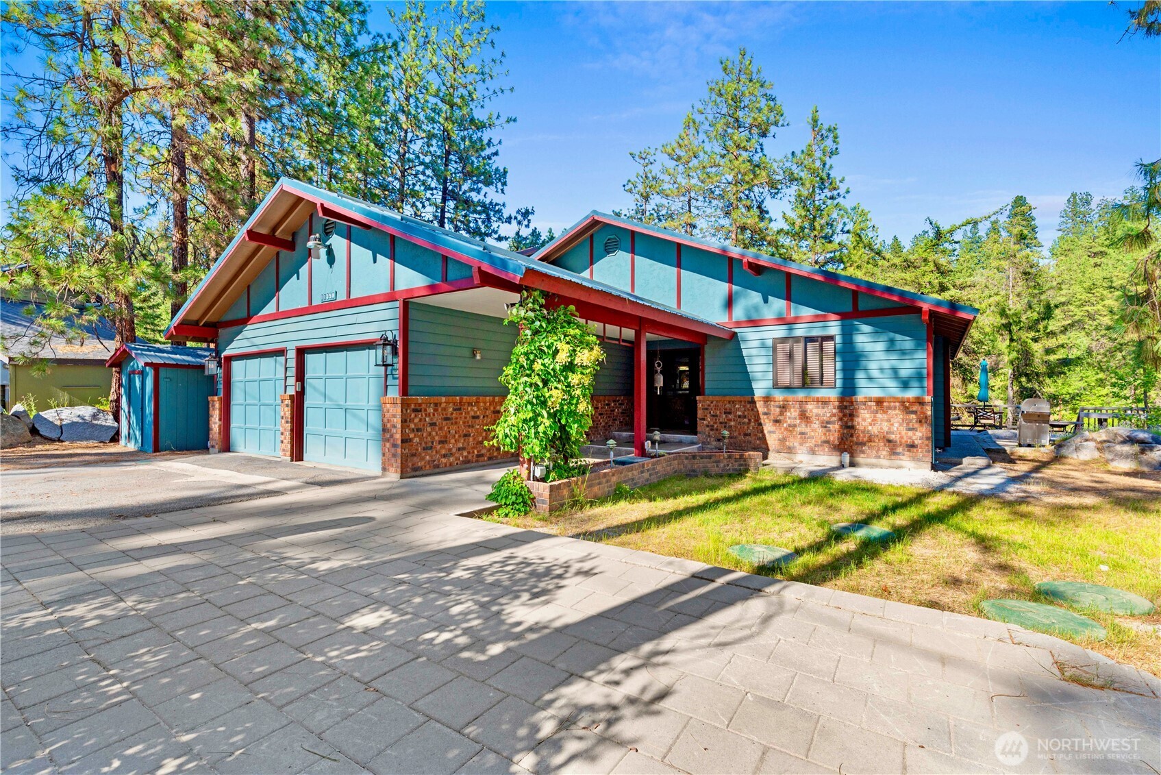 11358 River Bend Drive Property Photo 3