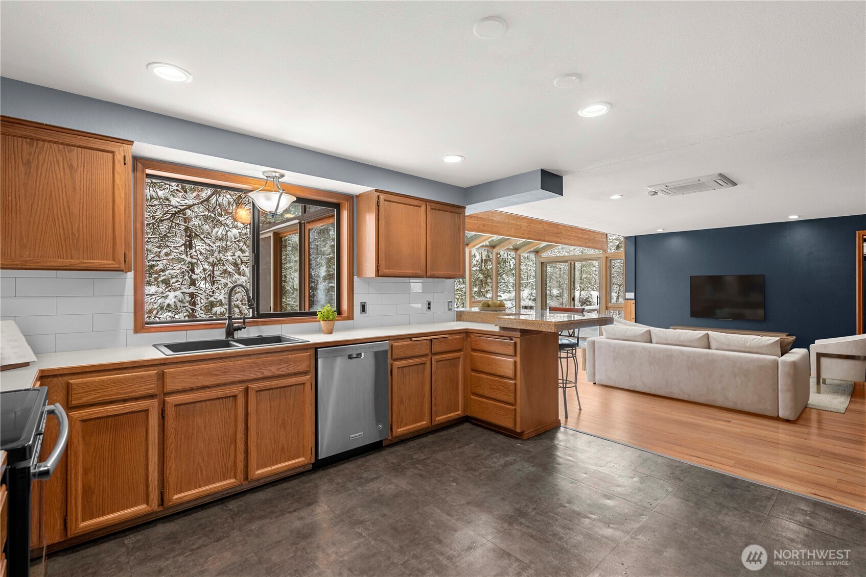 11358 River Bend Drive Property Photo 12
