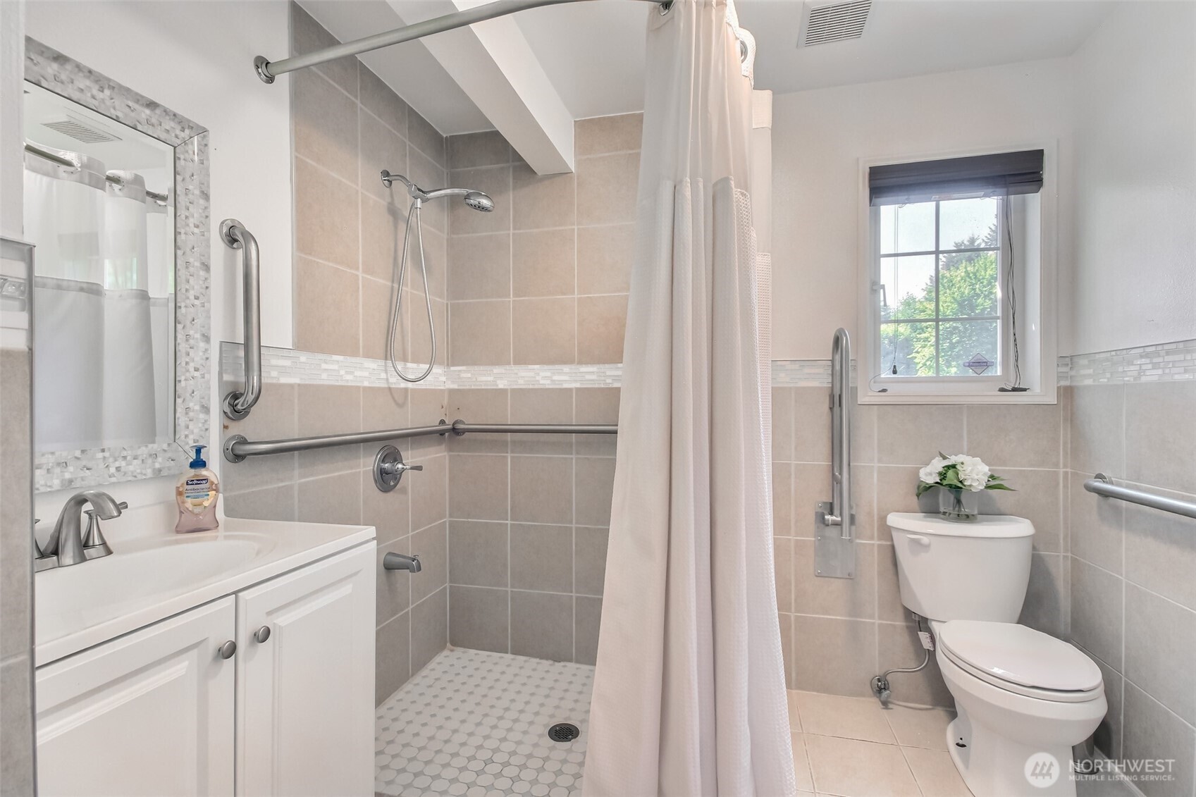 101 Eagle Ridge Drive Property Photo 24