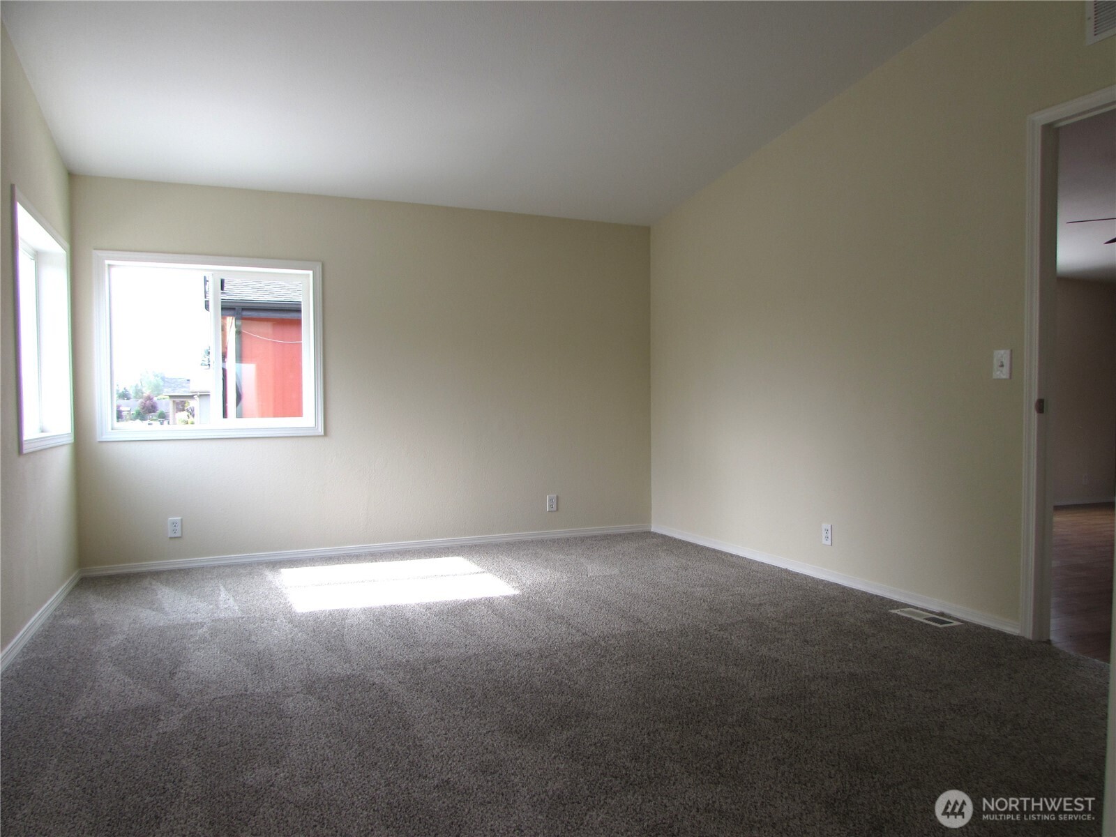 4424 84th Street 10 Property Photo 35