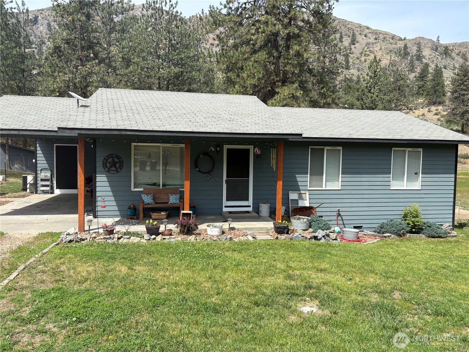 47 Pinecrest Road Property Photo 1
