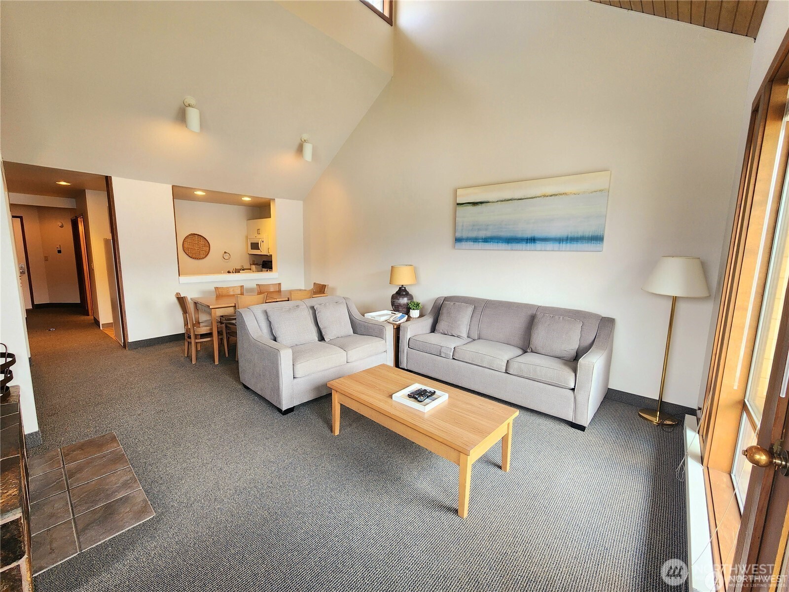 1 Nekquelekin 417-c Property Photo 6