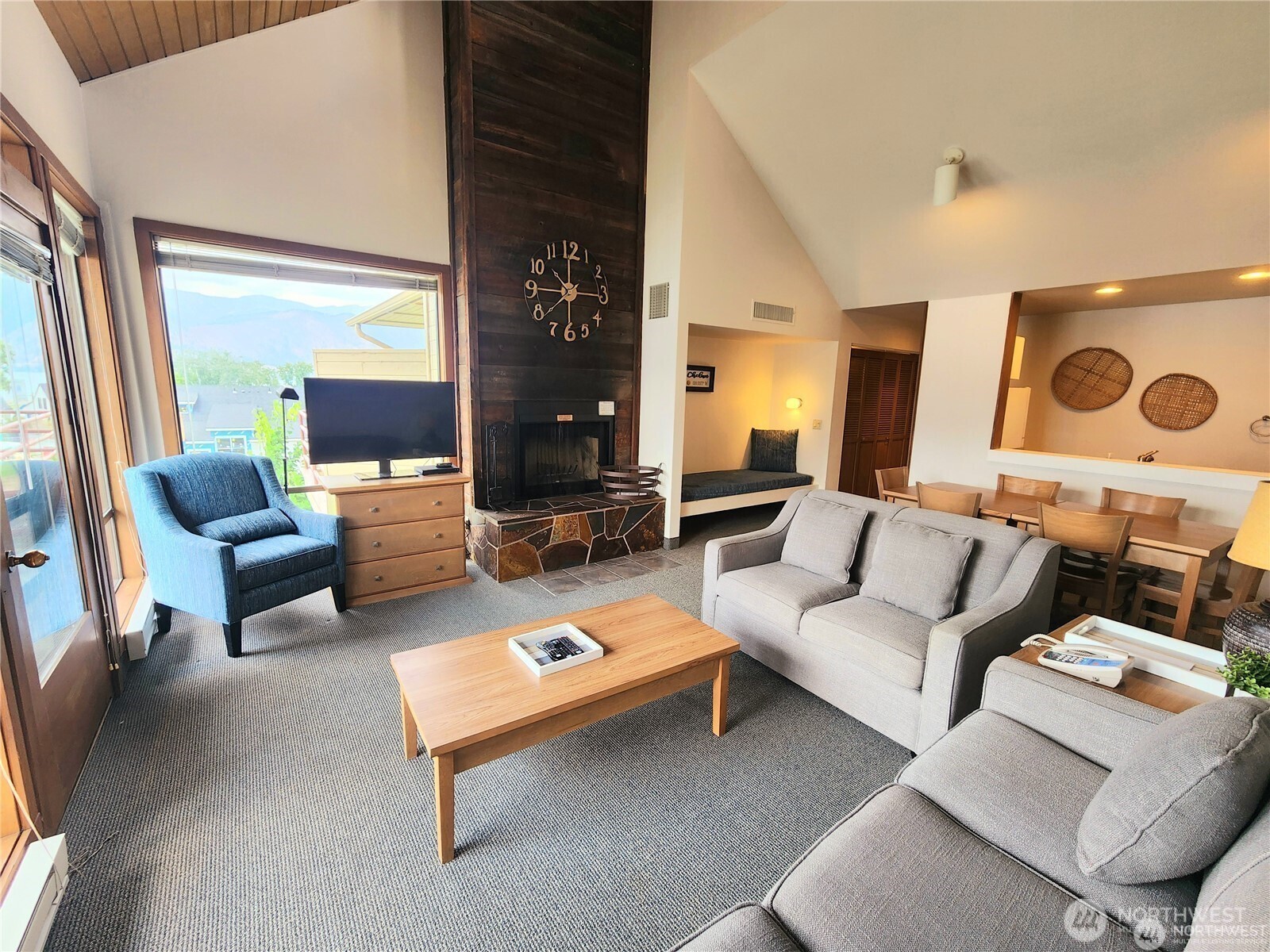 1 Nekquelekin 417-c Property Photo 7