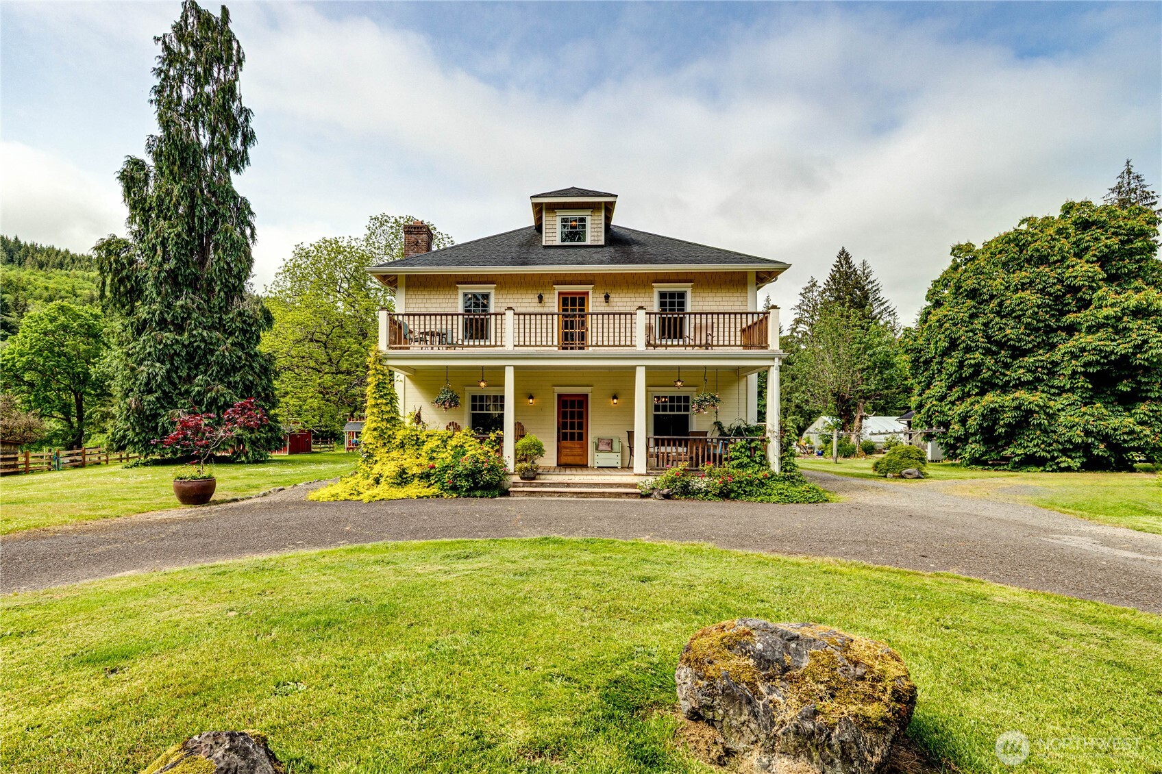 272 Rixon Road Property Photo 1