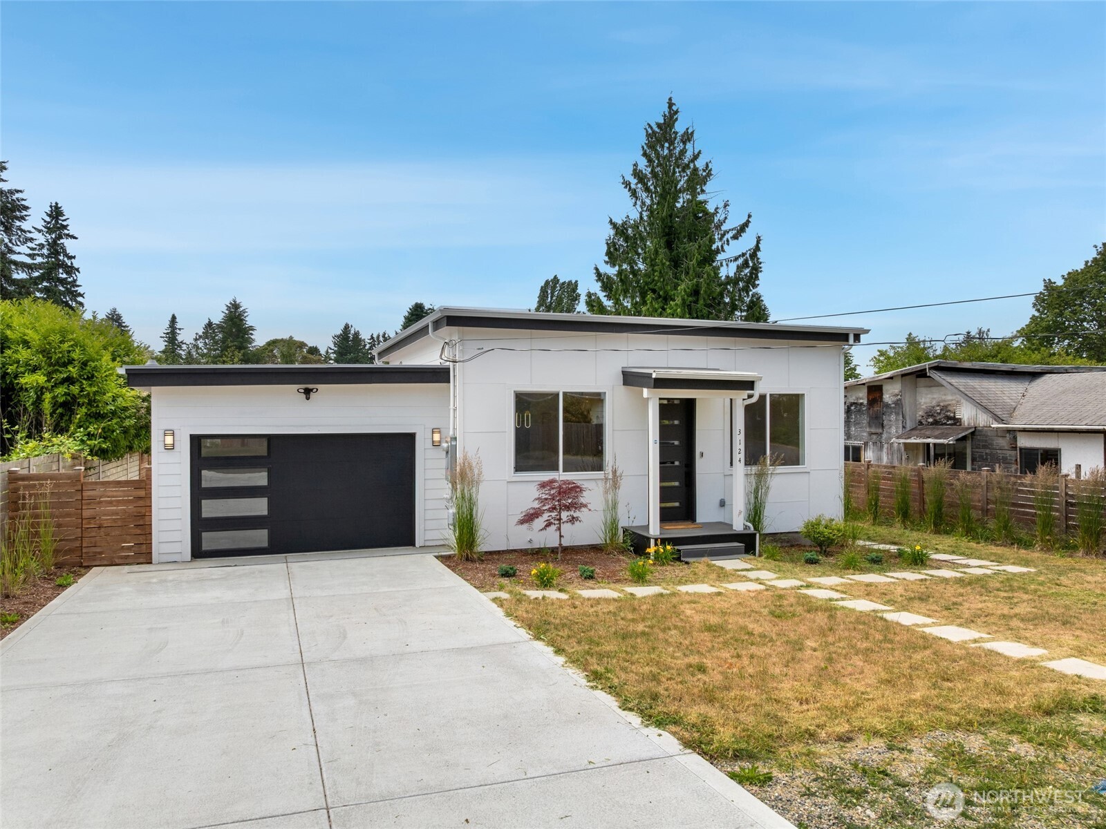 3124 Oas Drive Property Photo 1
