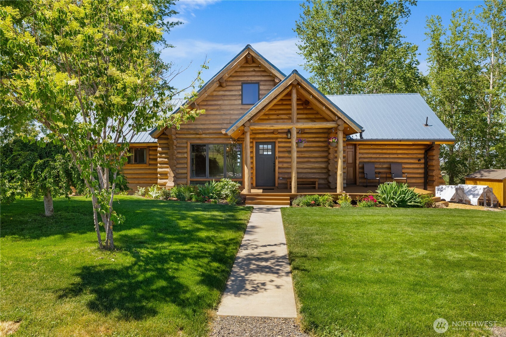 559 4th Parallel Road Property Photo 2