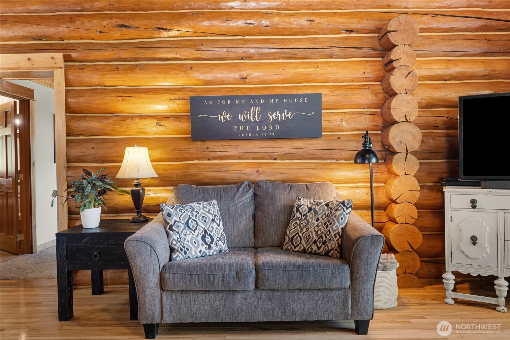 559 4th Parallel Road Property Photo 8