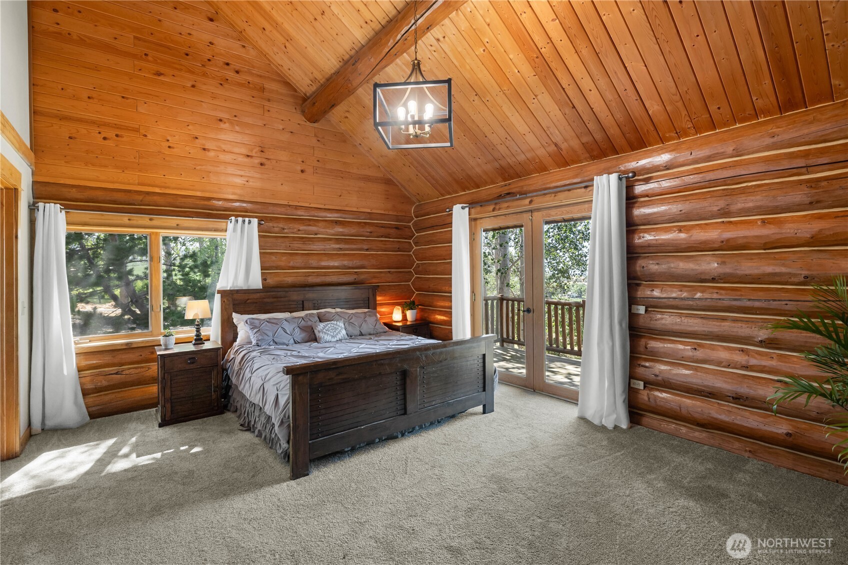 559 4th Parallel Road Property Photo 17
