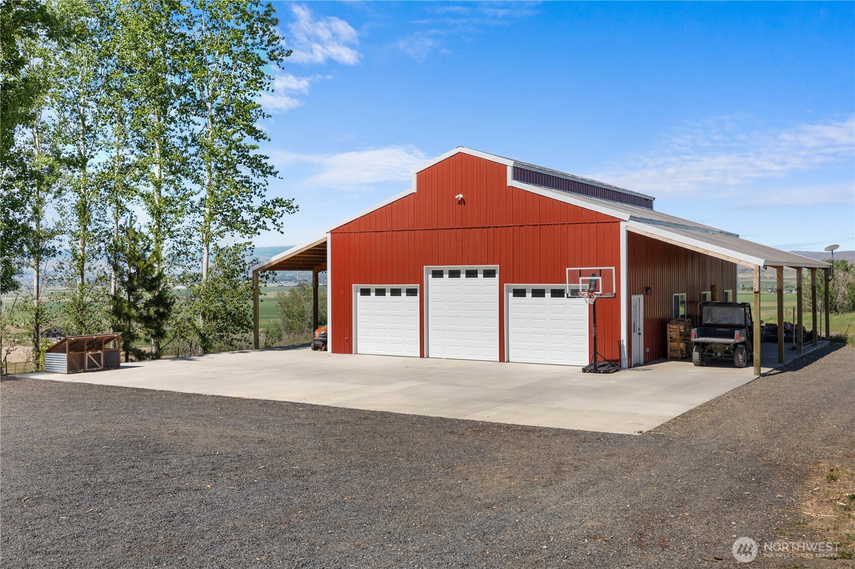 559 4th Parallel Road Property Photo 28