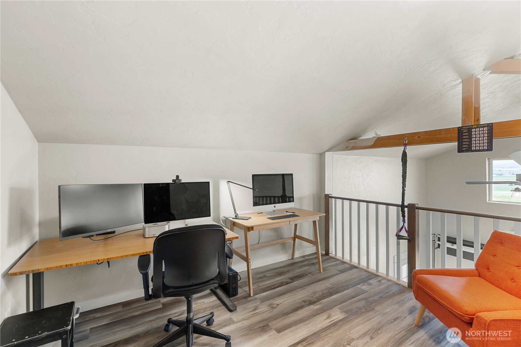 559 4th Parallel Road Property Photo 32