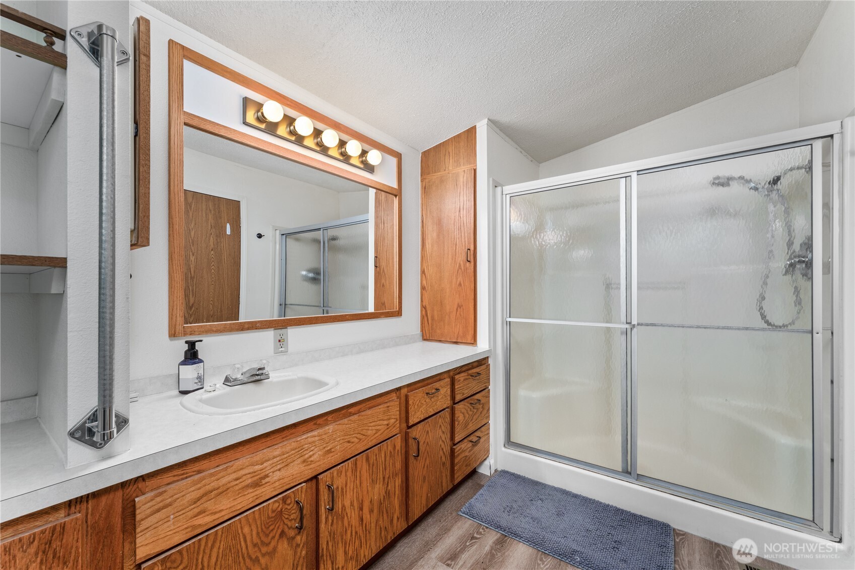 34 Leisure Lane Property Photo 26